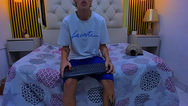 Вебкам-шоу Just18Jake_