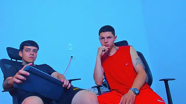 Thomas-Wil Adlı Modelin Web Kamerası Şovu