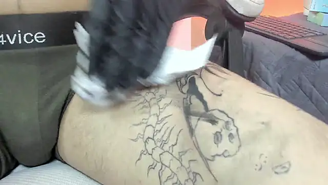 eren_jeager Show Webcam