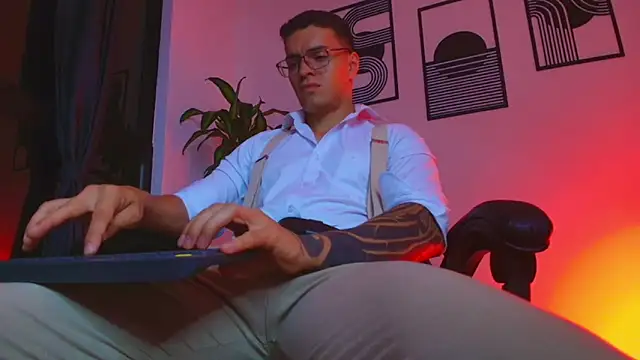 ALPHA_DOMINUS_ Webcam show