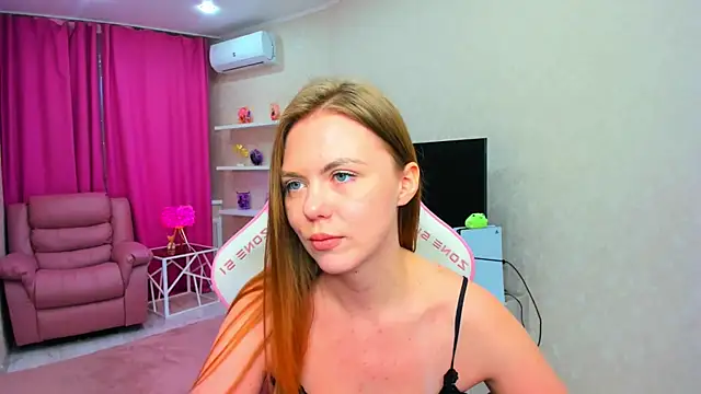 Živý XXX chat Strawberrye