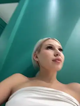عرض كام Kiss_Auroraa