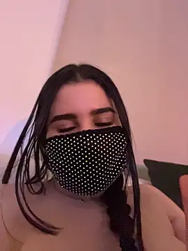 GLAMOURk Adlı Modelin Web Kamerası Şovu