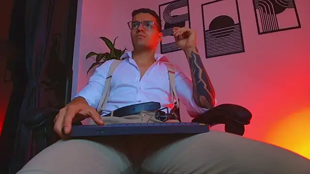 Webkamerová show ALPHA_DOMINUS_