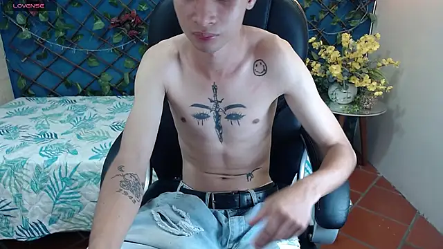 Chat +18 de LucassSmith11 ao vivo
