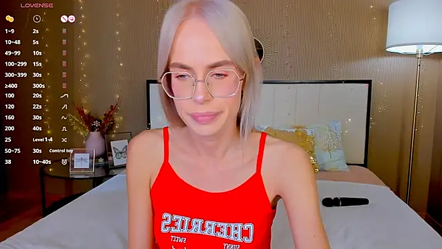 bellatip's Live XXX Chat