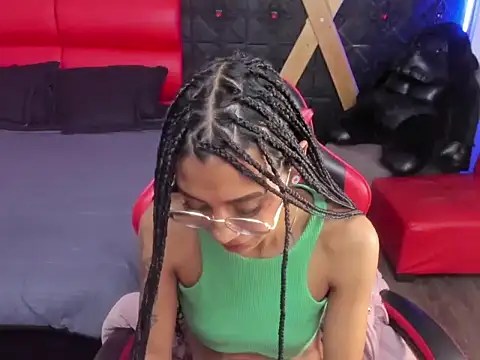 KarlaSlutSkinny__'s Live XXX Chat