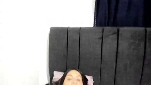 EmmaHole_'s Webcam Show