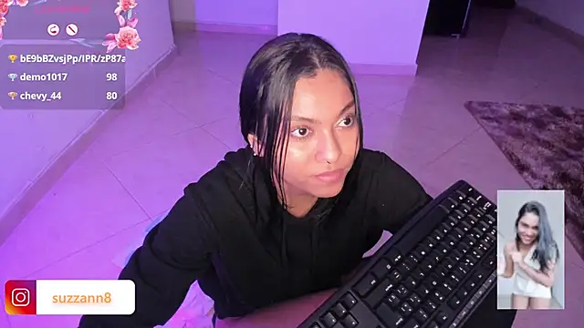 XXX chat uživo modela AnneteLynch