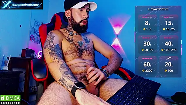 Diilanhott's Webcam Show