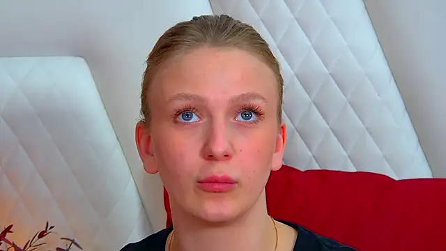 BeatriceBinoche's Live XXX Chat
