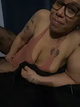 Princess_Desirae's Webcam Show