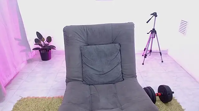hades_derox_ élő XXX-chatje
