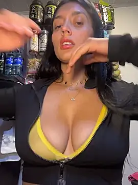 ANABOONCE_ Show in webcam