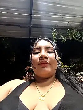 DyannaBloom Chat XXX live