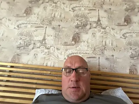 vanjbi45's Webcam Show