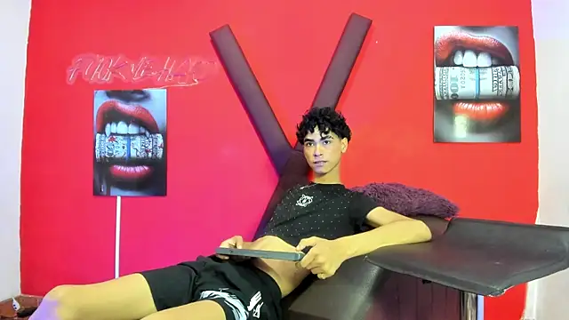 BOYS_PLAY – Naživo XXX chat
