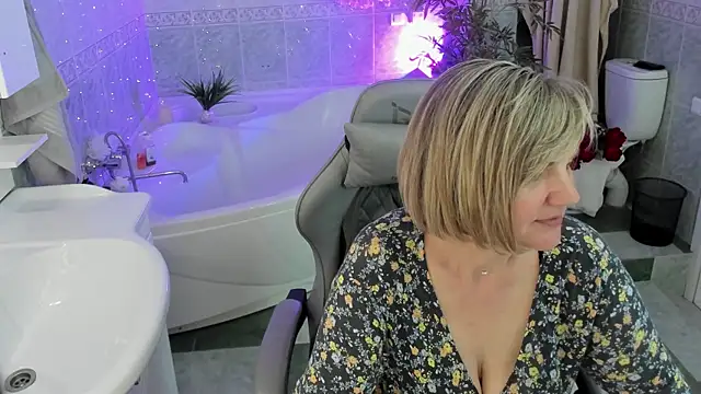 BettyGibsonn – Naživo XXX chat