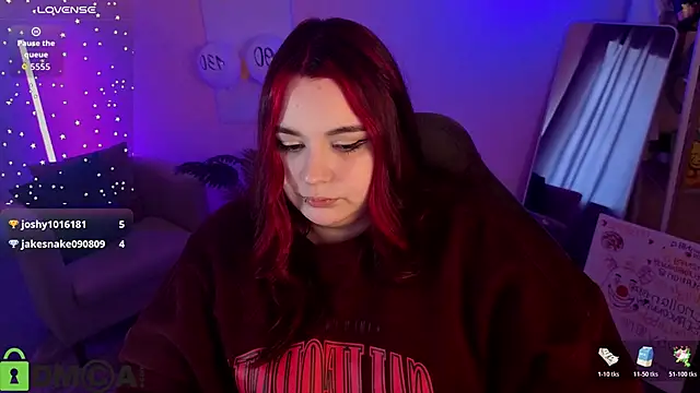 Mia_R0ss Chat XXX in diretta