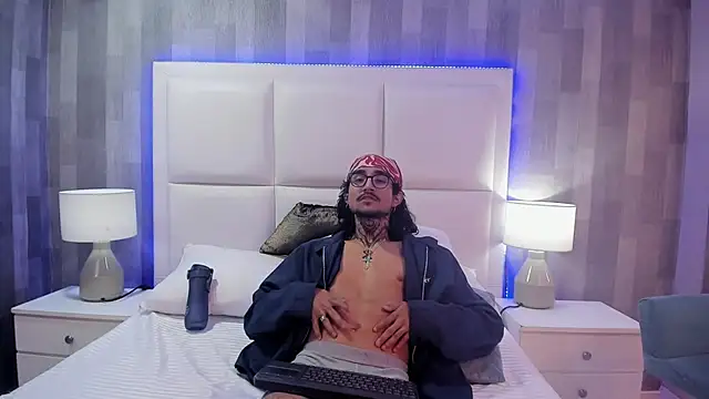 JackRief – webcam-show