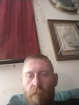 That1HungGinger Webcam Show