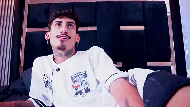Dark_Eros_'s Live XXX Chat