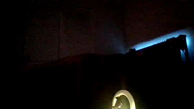 BedazedFirefly 现场XXX聊天