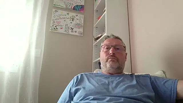 XXX chat uživo modela doudou310
