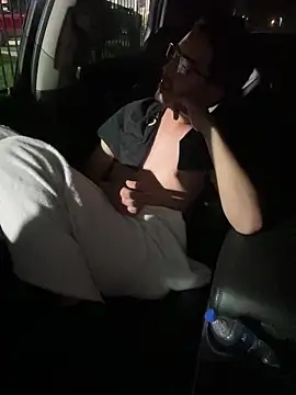 Bbyboyivan webkamerás műsora
