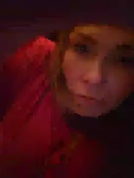 Cockfiend1 Show in webcam