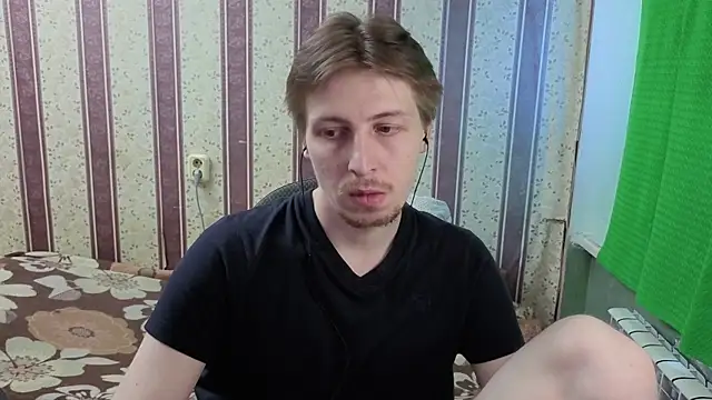 Darien_Brown: διαδικτυακό σόου στην κάμερα