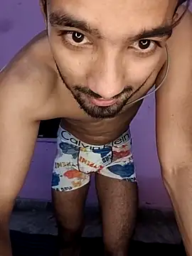 Show modela ItsPlayboy031 na web-kameri