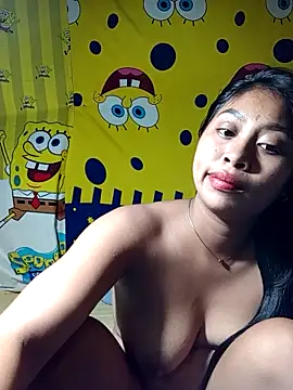UrSweetAsianLady_02 Show in webcam