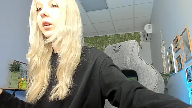 XXX chat uživo modela MaoqiBeverly