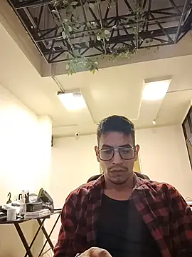 Živý XXX chat Juann-cock