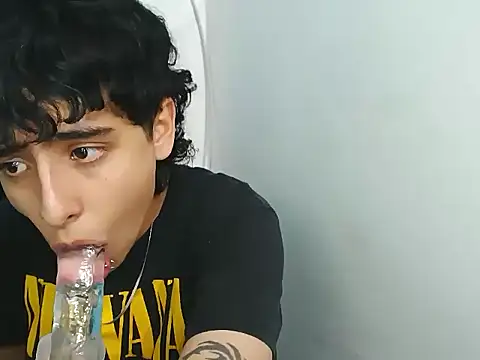 แชท XXX สดของ LatinHeatX22