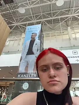 XXX chat uživo modela FoxyMood