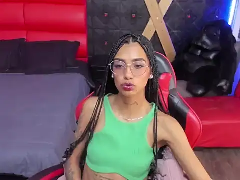 KarlaSlutSkinny__ 现场XXX聊天