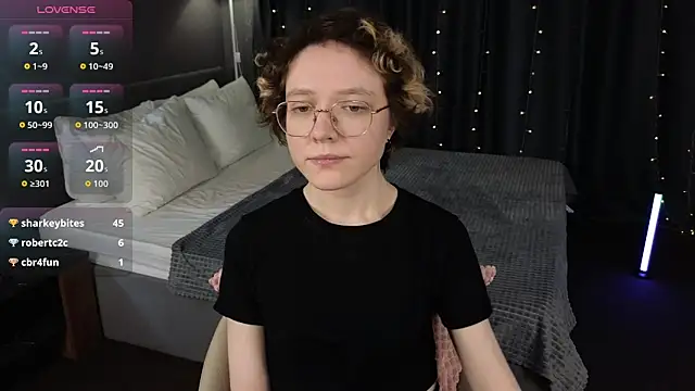 XXX chat uživo modela HottoKori