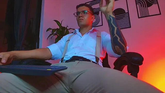 ALPHA_DOMINUS_ Chat XXX live