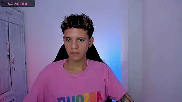 tylernova Webcam-Show