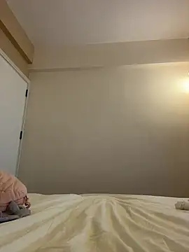 PetiteTight 网络视讯表演