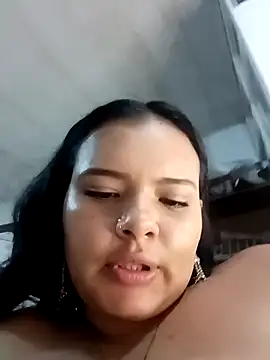 Czat XXX na żywo – Emily_Rouse23