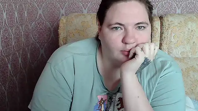 XXX chat uživo modela ElviraOreilllyX