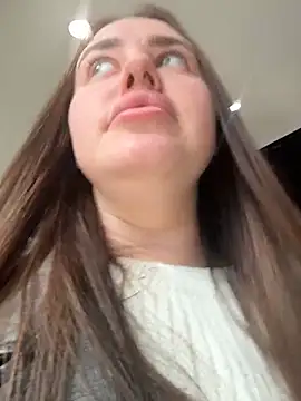 KiraSunshine élő XXX-chatje