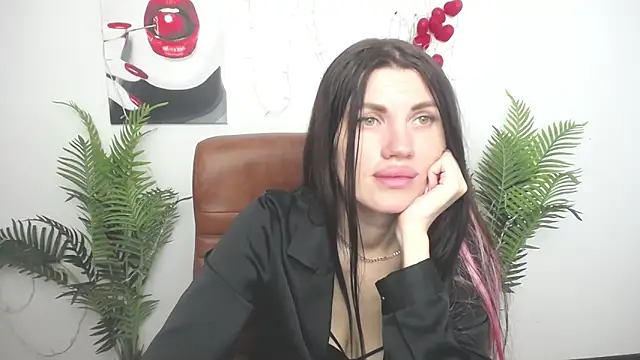 MilaLoonan Live XXX chat