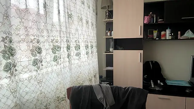 AquilineOrites' Live XXX Chat