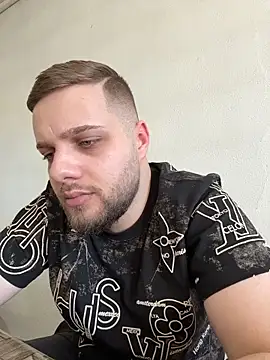 KingAdonisss Webcam-Show