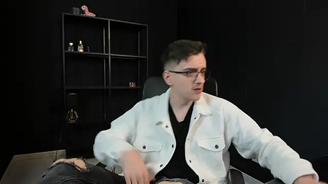 XXX chat uživo modela FelixStarkk