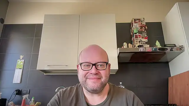 theitalianbear Webcam show